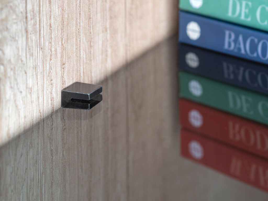 8 Peças de Suportes de Prateleira de Vidro de Alta Qualidade, Superfície: Preto, 5mm (13/64"), 4007953. Suportes de Prateleira de Vidro para Prateleiras de Vidro, Prateleiras de Armário de Vidro, Armários de Banheiro e muito mais, por EMUCA - Image 4