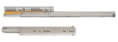 Corrediça sob o piso, capacidade de carga: 30 kg (67 lbs), 250 mm (9-27/32"), versão: extensão total com fecho suave, 3124005. Extensão de piso de alta qualidade para gaveta de madeira, gaveta de madeira, prateleira de madeira e muito mais, da EMUCA - Image 6