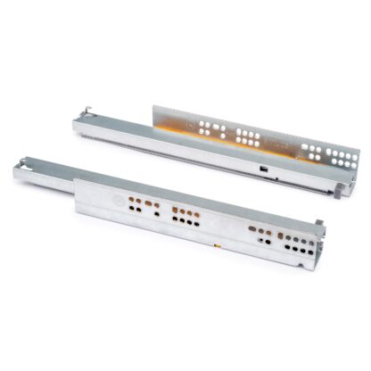 Corrediças sob o piso, capacidade de carga: 30 kg (67 lbs), 450 mm (17-23/32"), versão: extensão total com fecho suave, 3124405. Extensões de piso de alta qualidade para gavetas de madeira, gavetas de madeira, prateleiras de madeira e muito mais, da EMUCA